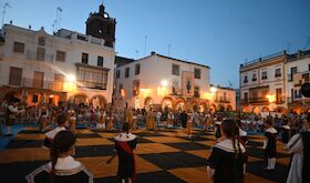 Fiesta De la Luna al Fuego de Zafra galardonada con un Premio Lectores Historia de National Geographic Fiesta De la Luna al Fuego de Zafra galardonada con un Premio Lectores Historia de National Geographic