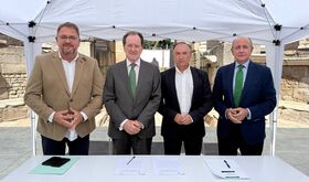 Convenio colaboracin FIBE y Consorcio Mrida para la iluminacin del Teatro Romano Convenio colaboracin FIBE y Consorcio Mrida para la iluminacin del Teatro Romano