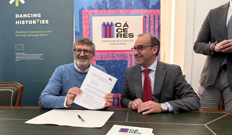 El Festival de Mrida firma su adhesin de apoyo a la candidatura de Cceres como Capital Europea de la Cultura 2031